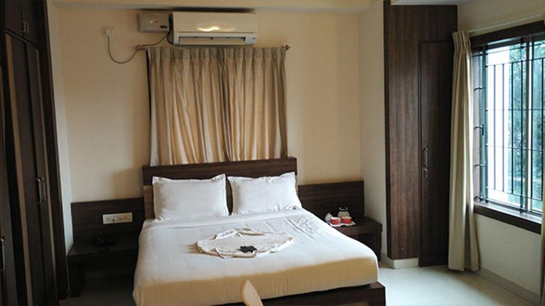 Hotel New Bell Inn Bangalore Exterior photo